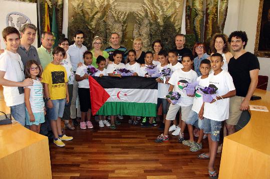 La recepció als infants sahrauís culmina la 7a Quinzena Solidària. Ajt Sant Sadurní d'Anoia