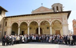 La Setmana de la Gent Gran de Sant Sadurní comença amb un multitudinari dinar de germanor