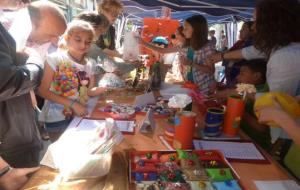 Ajuntament de Vilafranca. Les cooperatives escolars de Vilafranca venen els seus productes al mercat