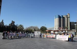 EIX. Les plataformes contra la crema de residus a cimenteres reclamen a Vilafranca més controls i informació