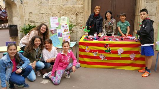 EIX. Lescola Sant Josep de Vilafranca recull més de 4.000 euros per a la investigació del càncer infantil