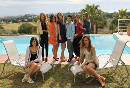 Eix. Los 8 outfits creados por las bloggers estarán a la venta en la web shop de Venca