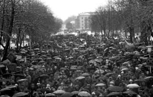 Manifestació a Lituània el 13 de gener de 1991. Rimantas Lazdynas - Wikim