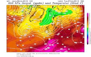 Mapa de temperatures a 850hPa (1.500 metres d'alçada) del dia 7 de juliol de 2015. Wetterzentrale