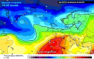 Meteociel. Model GFS de temperatures a 850hPa previst per diumenge 13 de maig de 2015