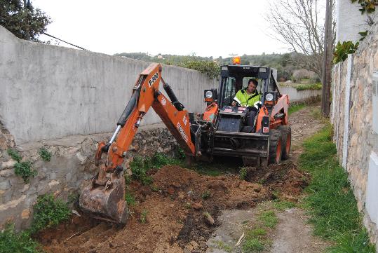 Ajt Sant Pere de Ribes. Obres al camí de Puigmoltó per donar continuïtat al carril bici