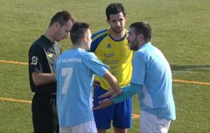 Garraf Esports. Óscar i Bauli discutint amb l'arbitre