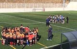 Eix. Partit del sènior femení amb el RC Sitges a Les Oliveres, Santa Coloma