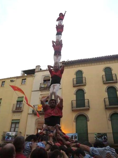 Pilar de 6 a Cervera. Xicots de Vilafranca