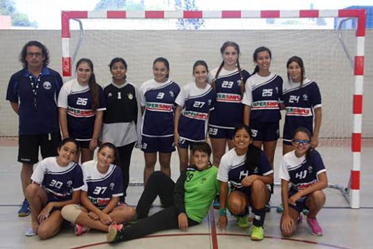 Plantilla del cadete femenino . Eix