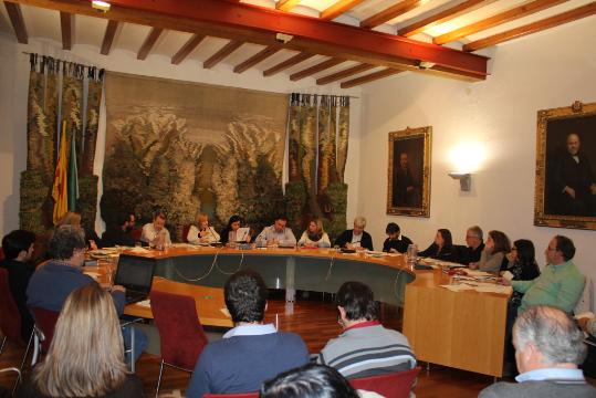 Ajt Sant Sadurní d'Anoia. Ple municipal a Sant Sadurní