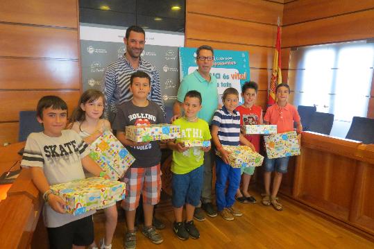 Ajuntament del Vendrell. Premis per a vuit escolars del Vendrell que 