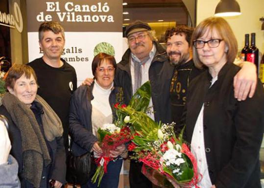 Eix. Presentació del caneló elaborat amb espigalls i gambes