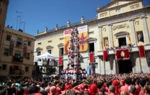 Primer 5 de 9 amb folre carregat de la història dels Xiquets de Tarragona per Santa Tecla