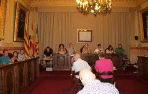 Primer ple municipal a Vilanova i la Geltrú. Ajuntament de Vilanova