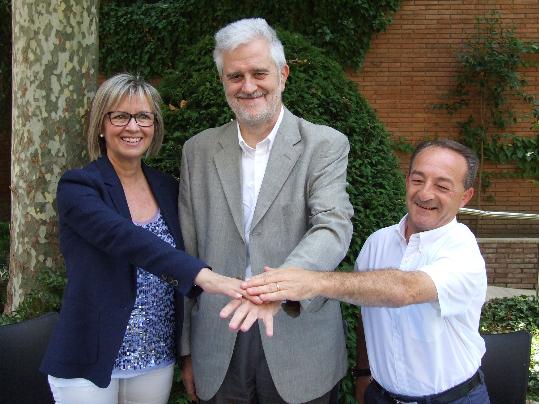 PSC, CiU i ERC signen l'acord de govern al Vendrell. Ajuntament del Vendrell