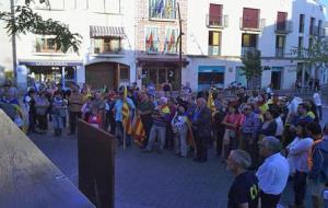 Públic durant el ple d'investidura a la plaça. Eix