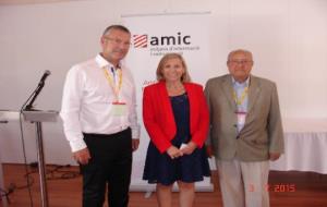 Ramon Grau (president de l'AMIC) Carmina Crusafon, (guanyadora del premi) i Alfons Udina (expresident de l'AMIC). AMIC