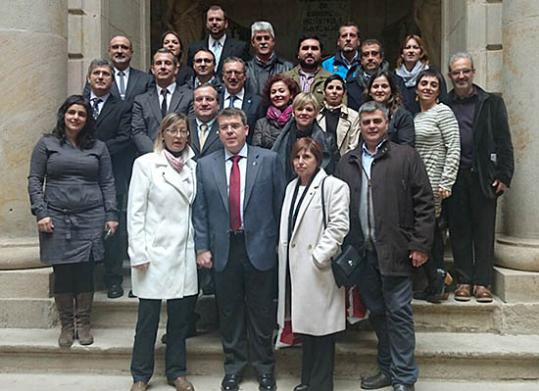 Eix. Representants de les empreses i administracions distingides