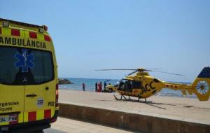 Rescat un banyista a la platja de Cunit. Ajuntament de Cunit