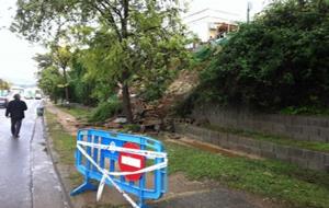 Ajuntament de Vilanova. Restriccions a la ronda d'Europa per la reconstrucció del mur de la Colònia de Sant Rafael