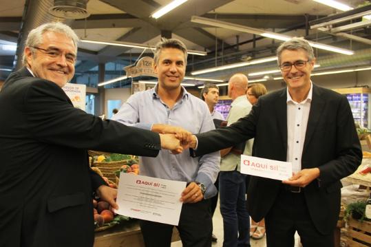 Salut acredita prop de 80 establiments casaametller per facilitar el consum de fruita fresca. Generalitat de Catalunya