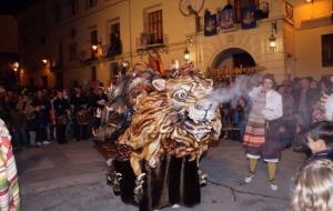 S'estrena la Tarasca d'Ontinyent, una bèstia creada per la vilafranquina Dolors Sans