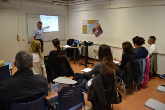 Ajuntament de Sitges. S'inicia el curs de planificació estratègica per a negocis petits de Sitges