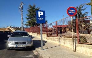 Ajt Sant Sadurní d'Anoia. Sinstal.la en fase de proves una zona daparcament amb limitació horària al Camí de les Casetes