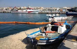 Un simulacre posa a prova el Pla d'autoprotecció del port de Vilanova