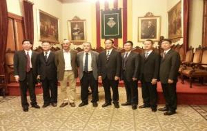 Una delegació de la ciutat xinesa de Yiliang visita Vilafranca