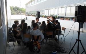 Una sessió del grup de ràdio del Projecte intel·ligències Múltiples de l'institut Montgròs. Institut Montgròs