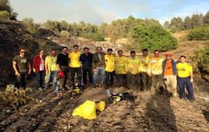 Una setantena de voluntaris del Penedès i Garraf, a l'incendi d'Òdena