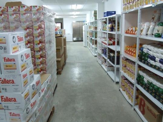 Acord entre el supermercat CONSUM del Vendrell i Serveis Socials per aprofitar els excedents d’aliments en projectes solidaris. Ajuntament del Vendrel