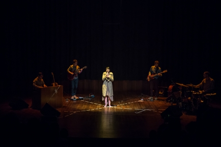 Anna Roig i L'Ombre de ton chien a l'Auditori Eduard Toldrà