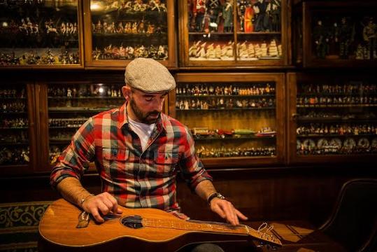Concert de Frankie Chávez Duet