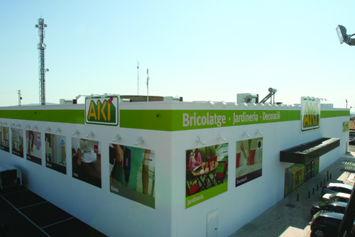 Barbacoa per celebrar el 13 aniversari d'AKI Vilanova