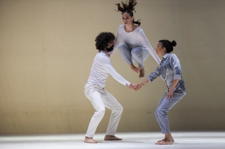 Time takes the time takes, de Guy Nader i Maria Campos