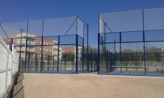 L’Arboç inaugura dues pistes de pàdel