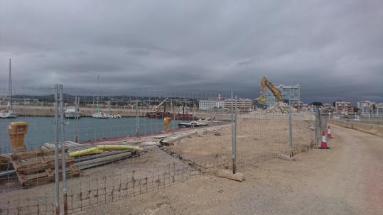 Avancen les obres de remodelació del port de Coma-Ruga. Ivet Carbajo