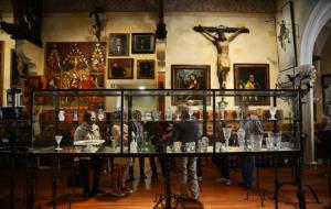Can Falç i la col·lecció de vidre prenen protagonisme en les celebracions. Museus de Sitges