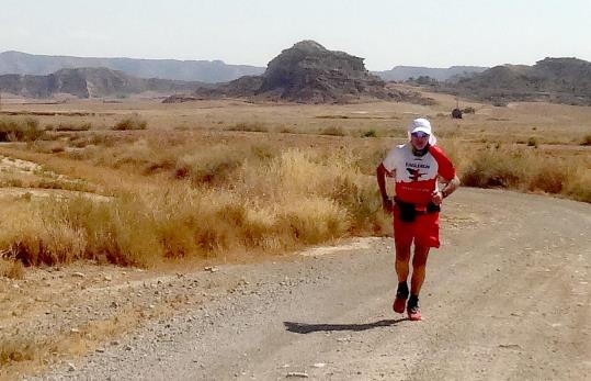 Carles Aguilar al Xtrem Desert Tracks. Eix