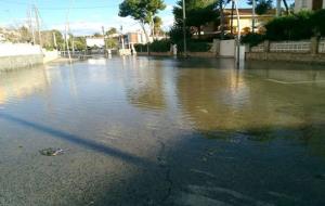 Carrers inundats al barri de Brisamar