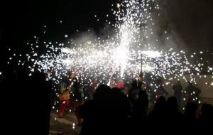 Correfoc d'hivern de les festes de Sant Pau de Ribes. Diables de Ribes