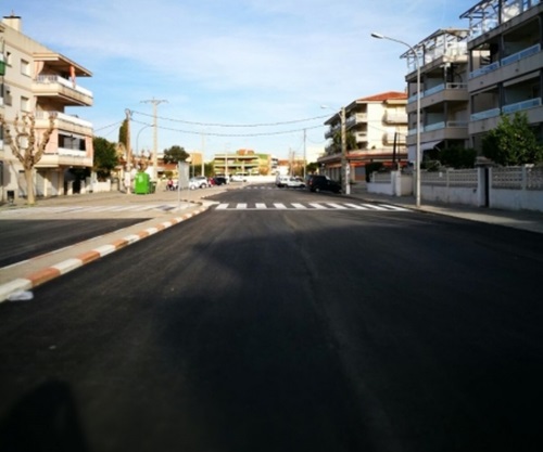 Cubelles clou la primera fase de l’asfaltat del carrer de Mallorca i l’avinguda del Terme. Ajuntament de Cubelles