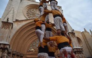 Descarregant el quatre de vuit, dissabte passat a Tarragona. Virgínia López