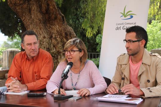 'Descobrir Garraf' ha estat editada pel Consell Comarcal del Garraf, amb la coordinació i redacció del gestor cultural Jordi Medina i Alsina. CC Garra