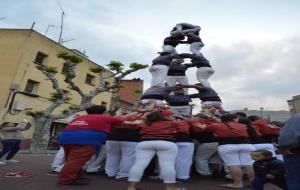 Diada a Montcada i Reixach dels Castellers de les Roquetes