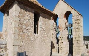 El castell de la Santa Creu, essència del Calafell medieval. Enoturisme Penedès