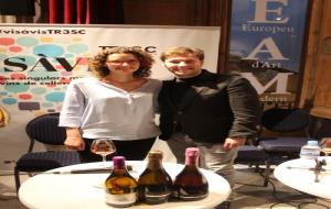 El celler Mas Bertran marida els seus vins amb l’humor de Carlos Latre al TR3SC. EIX